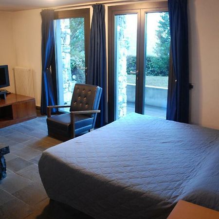 Apartment With Private Pool And Garden At Como Hills Exteriör bild