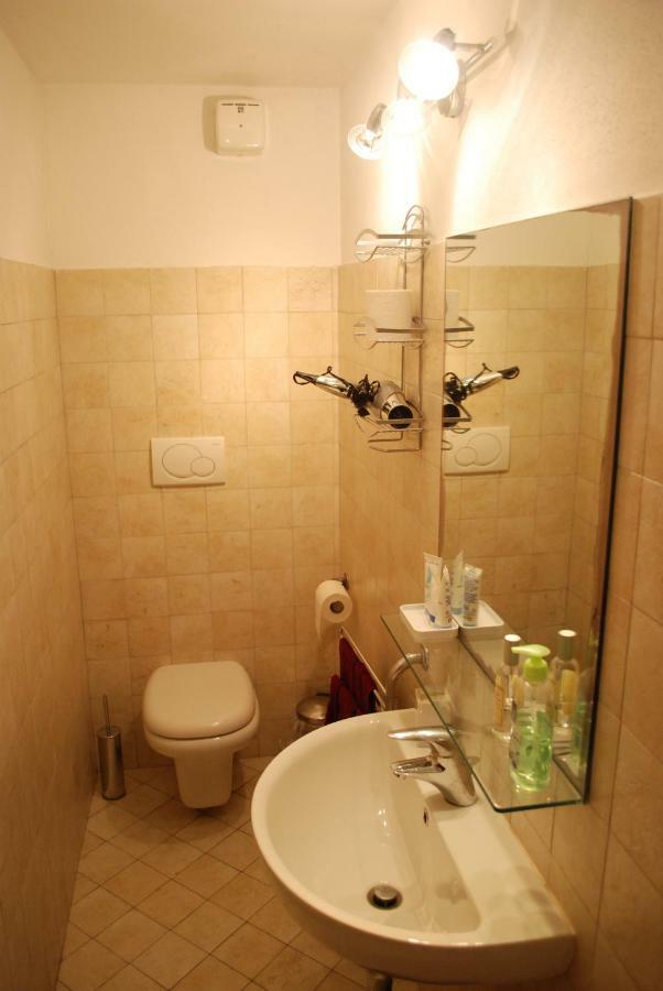 Apartment With Private Pool And Garden At Como Hills Exteriör bild